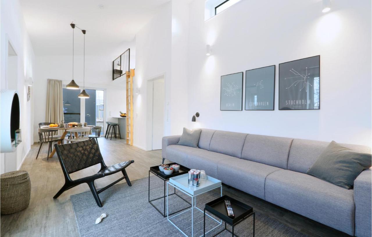 2 Bedroom Awesome Home In Lembruch-Duemmer See Esterno foto